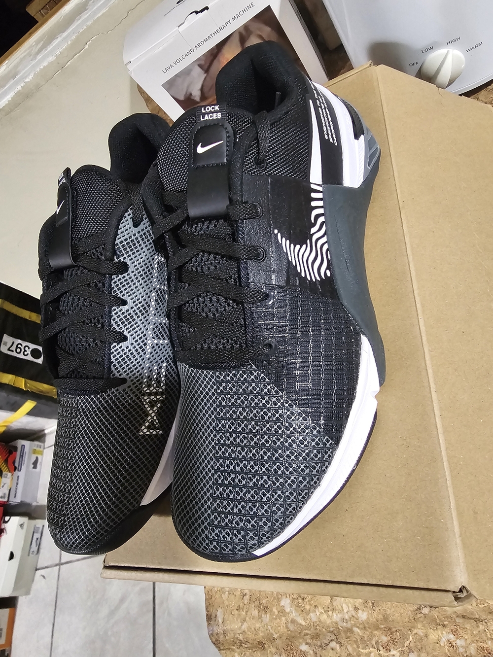 Nike Black and White Athletic Sneakers - Lock LacesMen's sz 8 M Nike Metcon 8 B